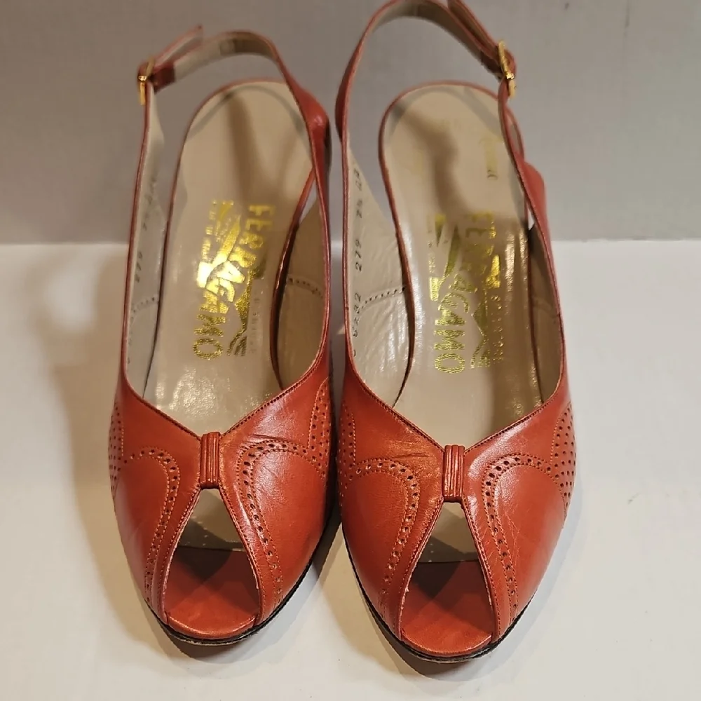 Salvatore Ferragamo Women's Rust Slingback Heels Size 7.5 AA - Picture 2 of 12